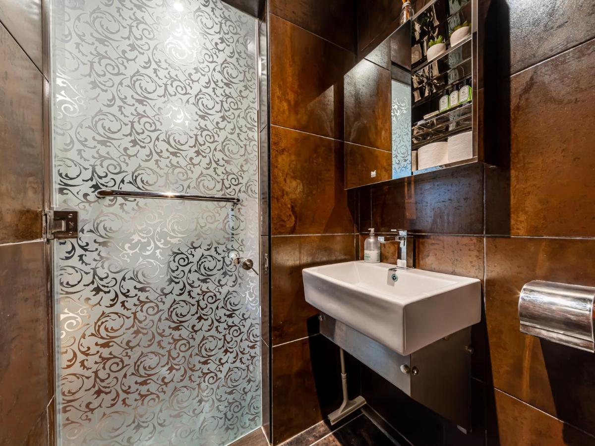 Pass The Keys West End Apartment Near Tottenham Court Road 런던 외부 사진