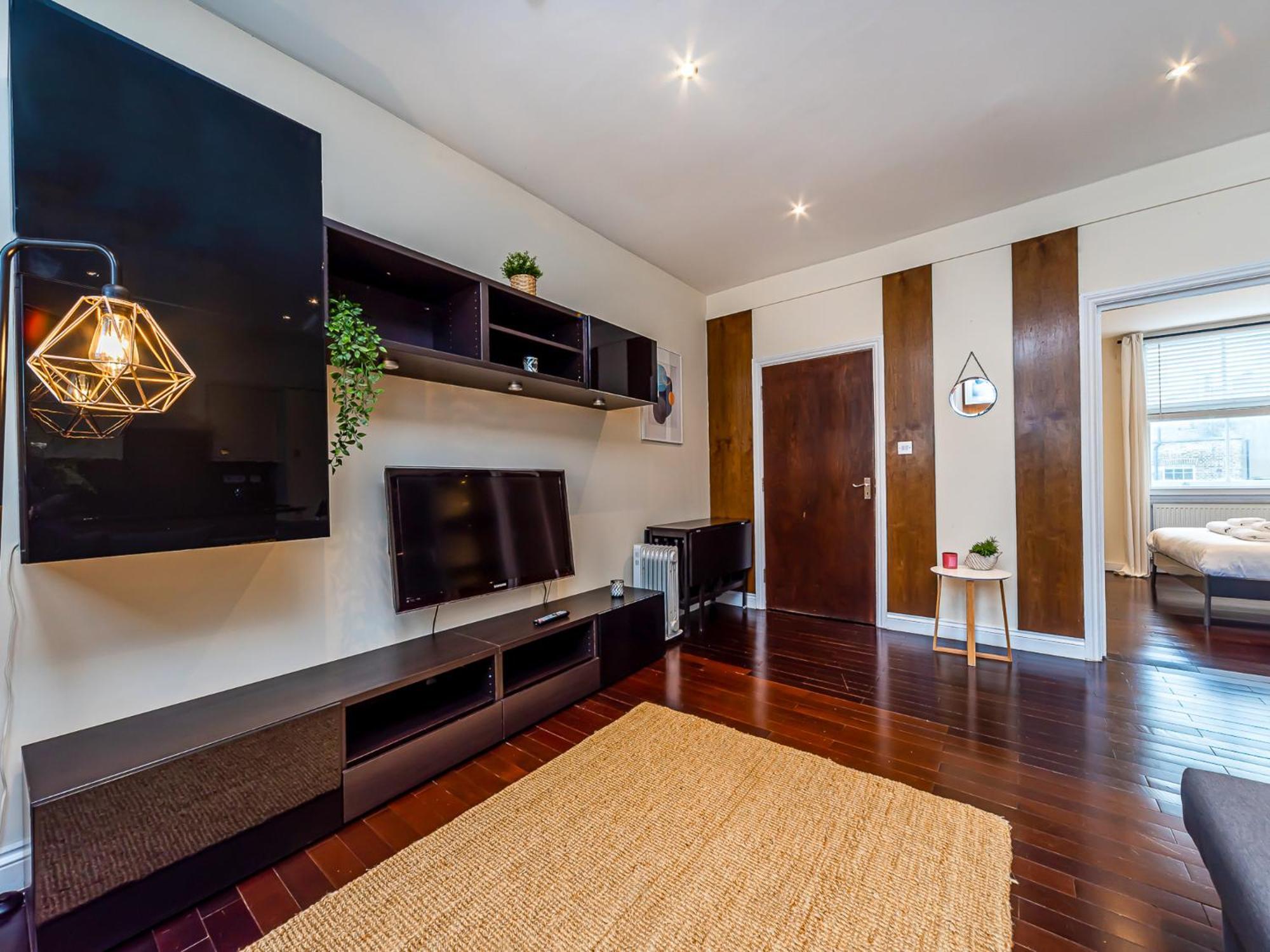 Pass The Keys West End Apartment Near Tottenham Court Road 런던 외부 사진
