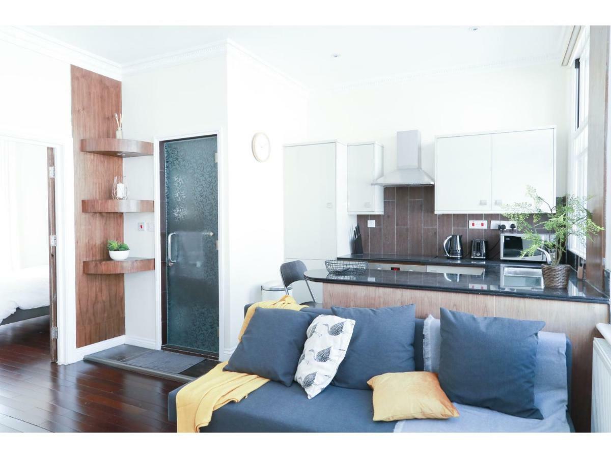 Pass The Keys West End Apartment Near Tottenham Court Road 런던 외부 사진